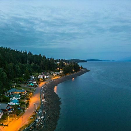 Alert Bay Lodge エクステリア 写真
